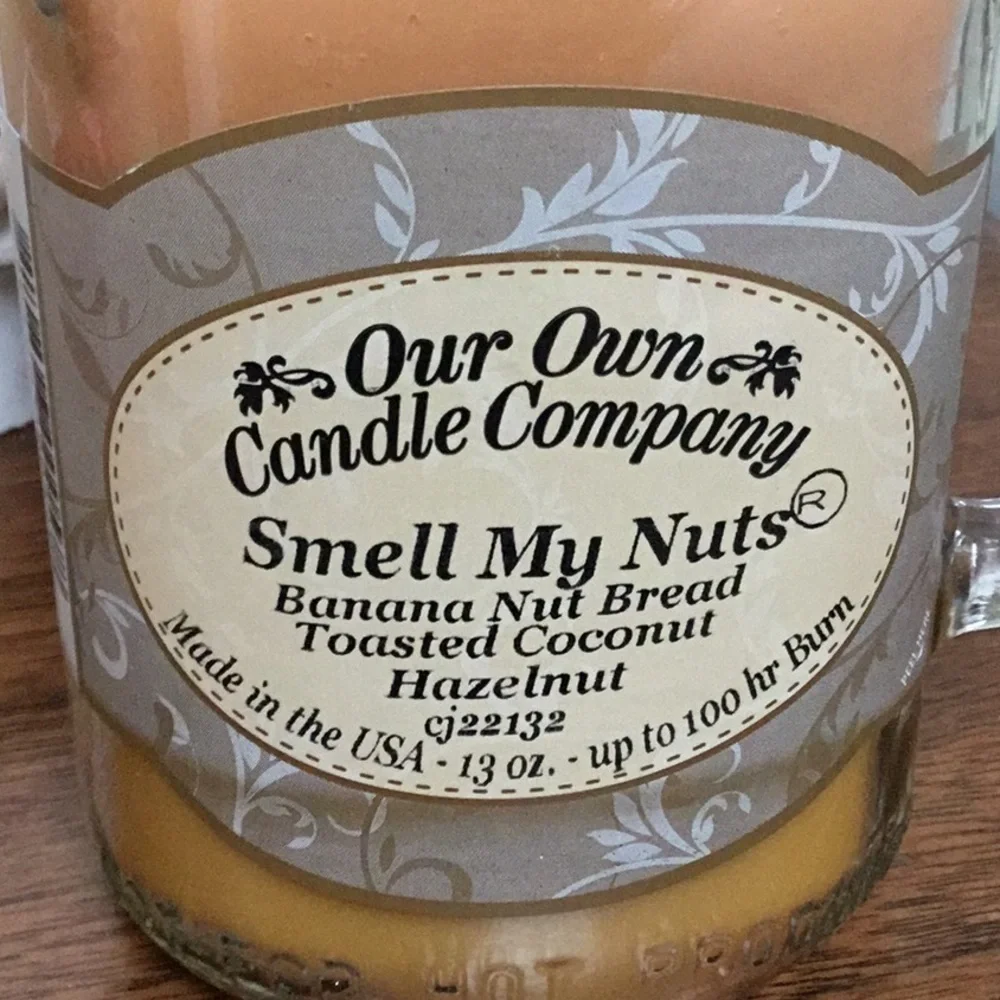 🔥NEW🔥 Smell my nuts candle. Funny name and smells amazing